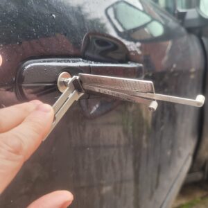 Car door picked with lishi pick in Darlington
